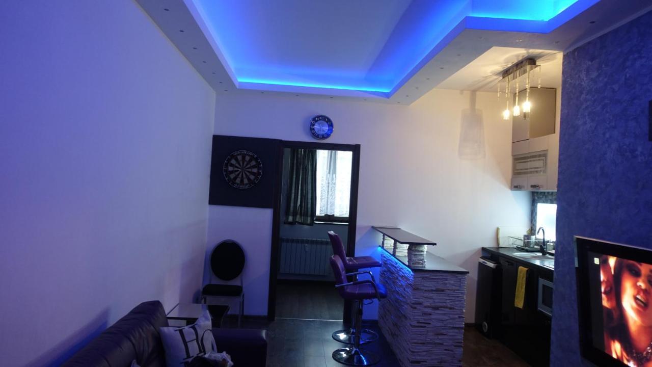 Apartament Neon Apartment Gdynia Ngoại thất bức ảnh