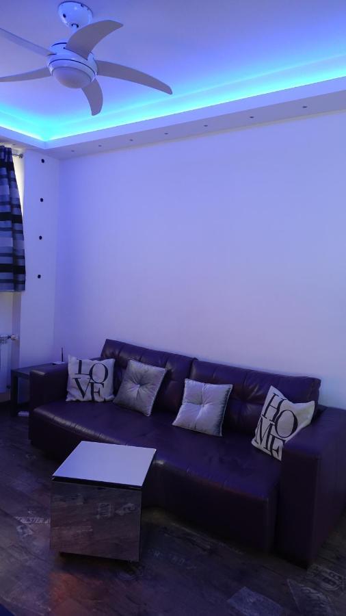 Apartament Neon Apartment Gdynia Ngoại thất bức ảnh